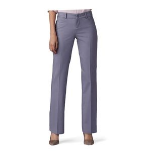 Lee Regular Fit, Straight Leg, Mid Rise, Secretly Shapes NWT, 12 long